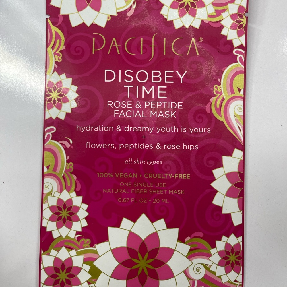 Assorted Face Masks - Picture 14 of 15